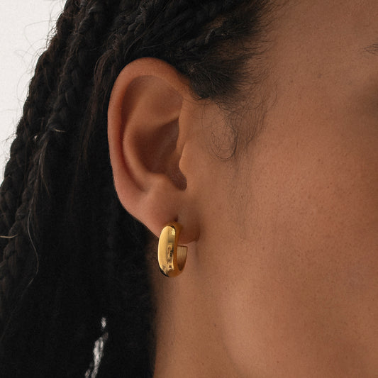D-Shaped Hoop Earrings