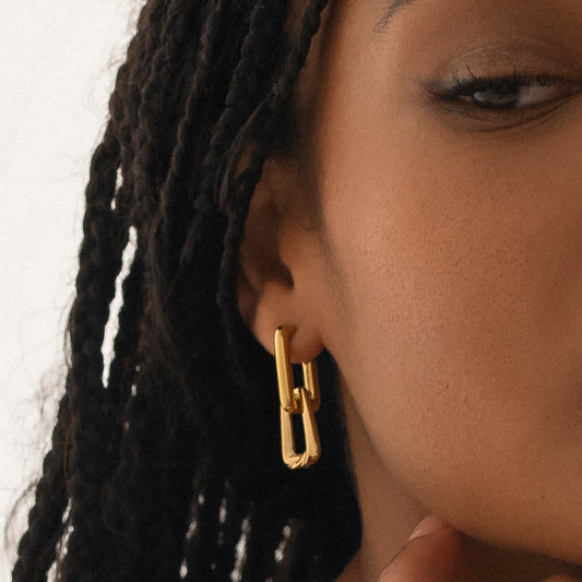 Tote Link Hoop Earrings