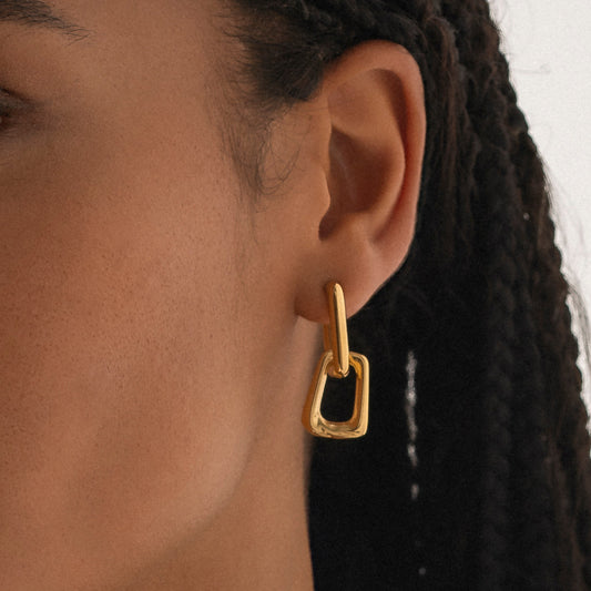 Tote Link Hoop Earrings