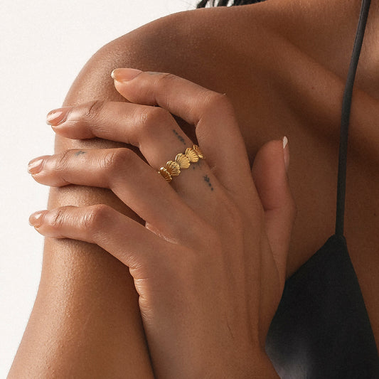 Gold Shells Adjustable Ring