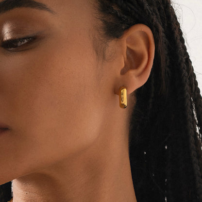 D-Shaped Hoop Earrings