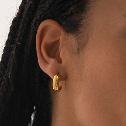 D-Shaped Hoop Earrings